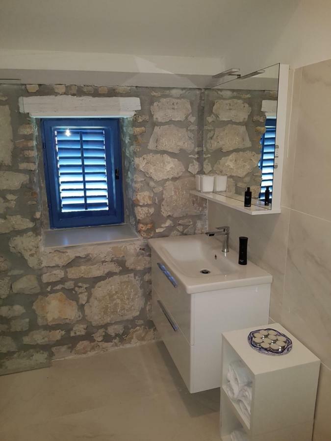 Вілла The Istrian Врсар Екстер'єр фото